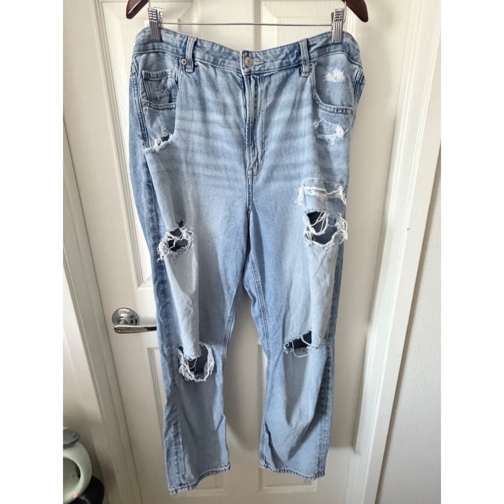 American Eagle Mom Straight Distressed Jeans Light Wash Womens 18 Long